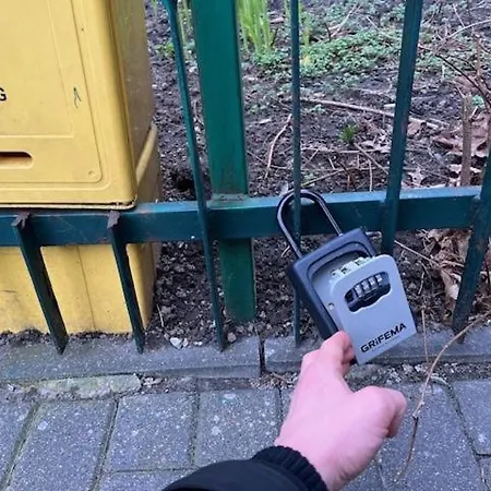 Center Chmielna 100 شقة وارسو