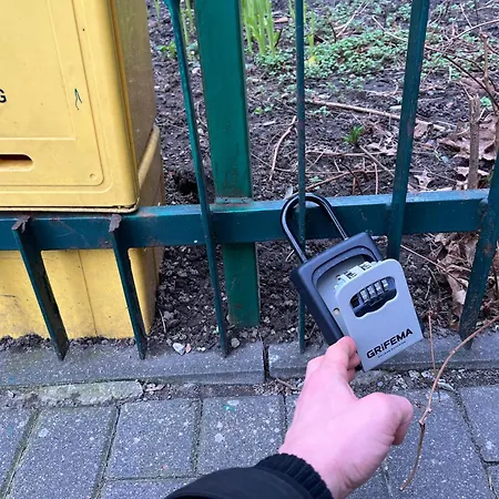 Daire Center Chmielna 100 *