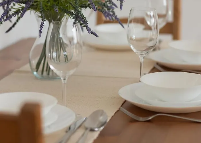 Center Chmielna 100 * Varşova